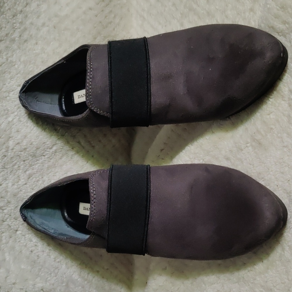 Shoe